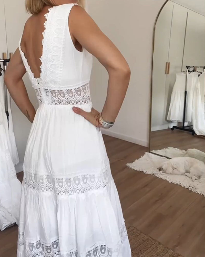 Aurélie™ Cover| Elegant Lace Dress with V-Neck